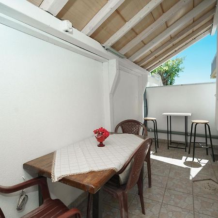 Apartmani Krizanovic Vodice Buitenkant foto