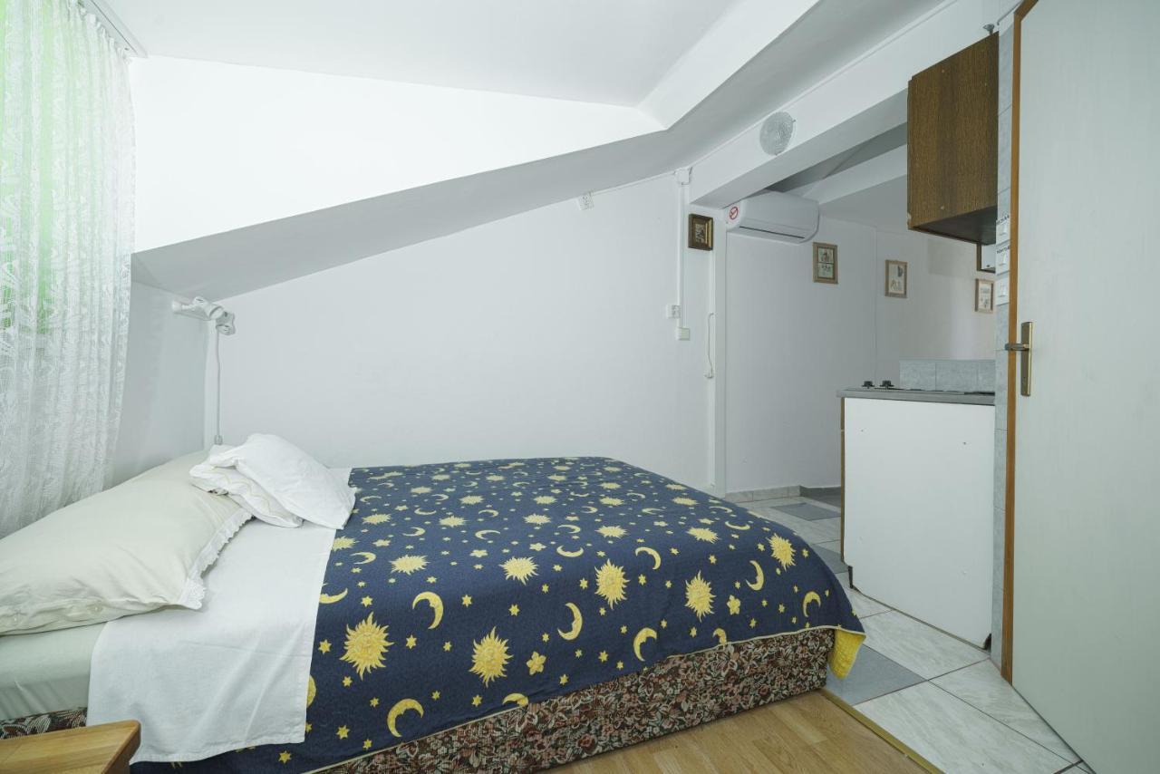 Apartmani Krizanovic Vodice Buitenkant foto