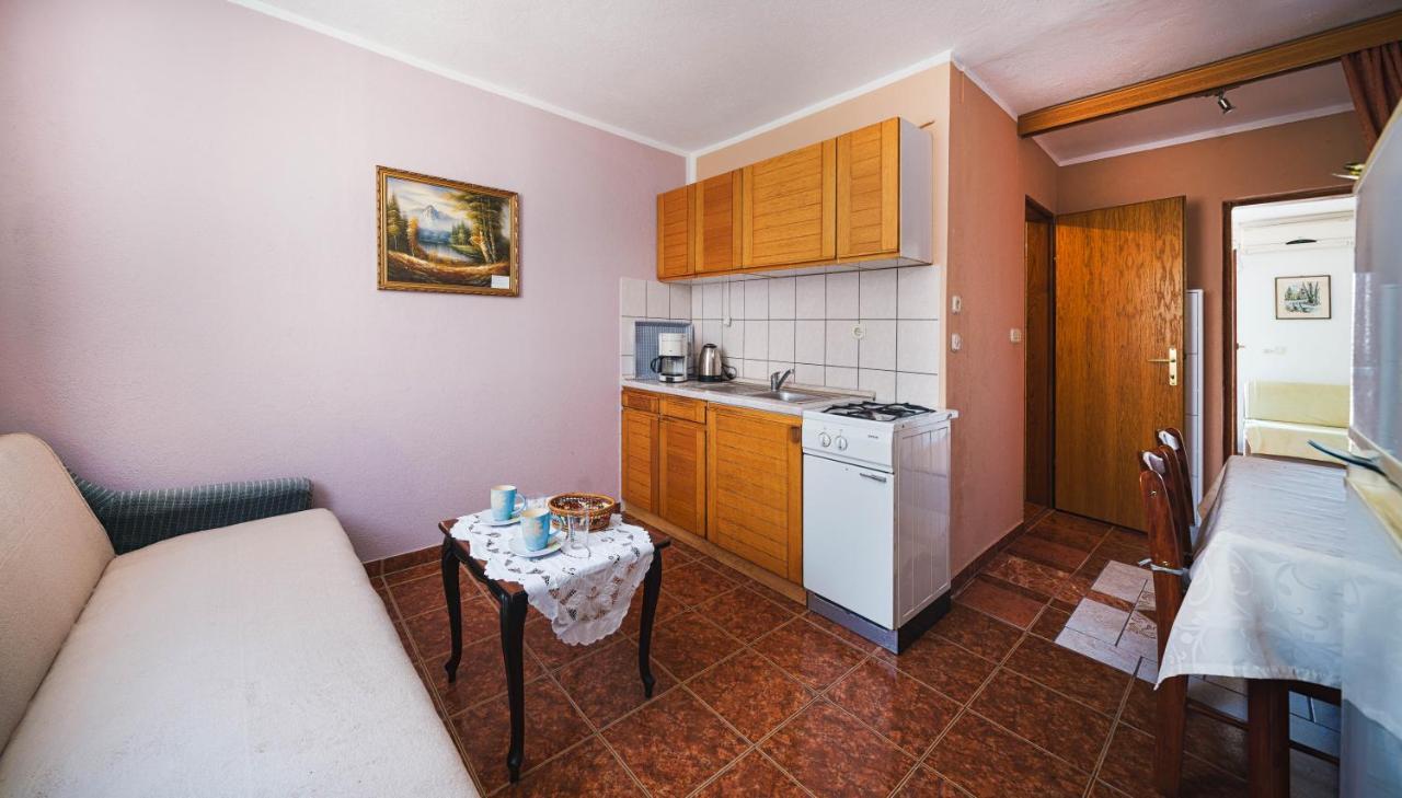 Apartmani Krizanovic Vodice Buitenkant foto