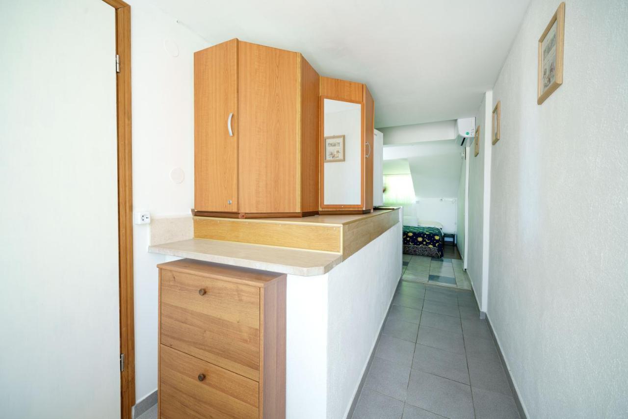 Apartmani Krizanovic Vodice Buitenkant foto