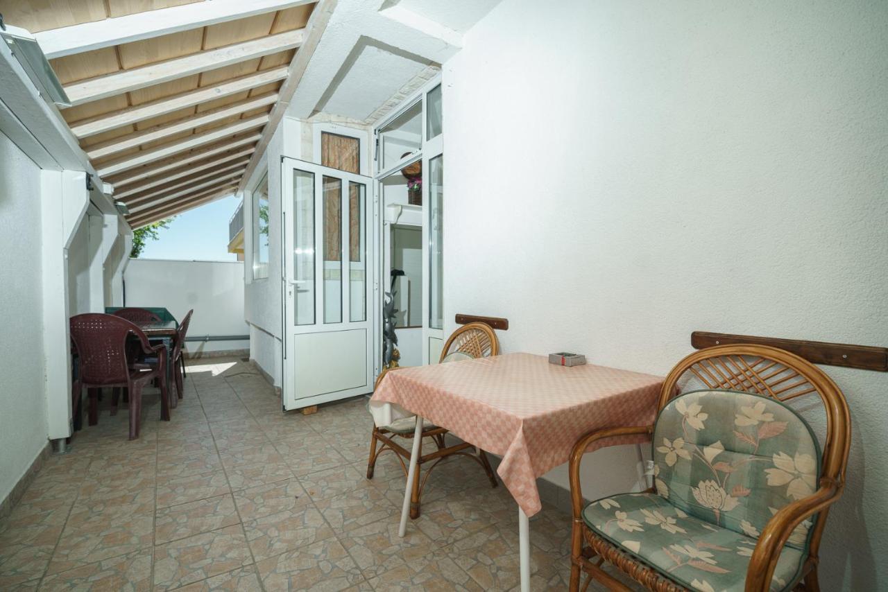 Apartmani Krizanovic Vodice Buitenkant foto