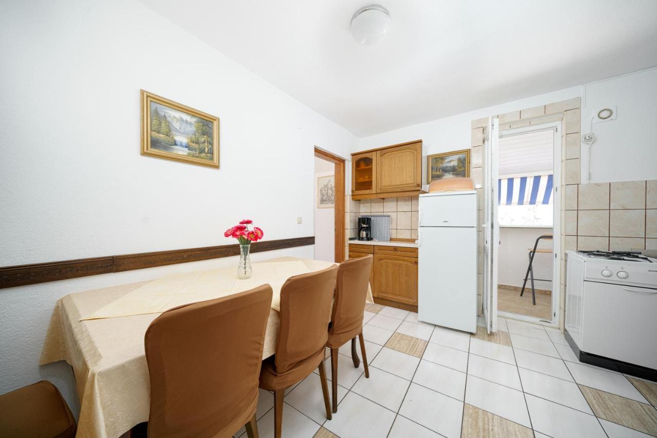 Apartmani Krizanovic Vodice Buitenkant foto