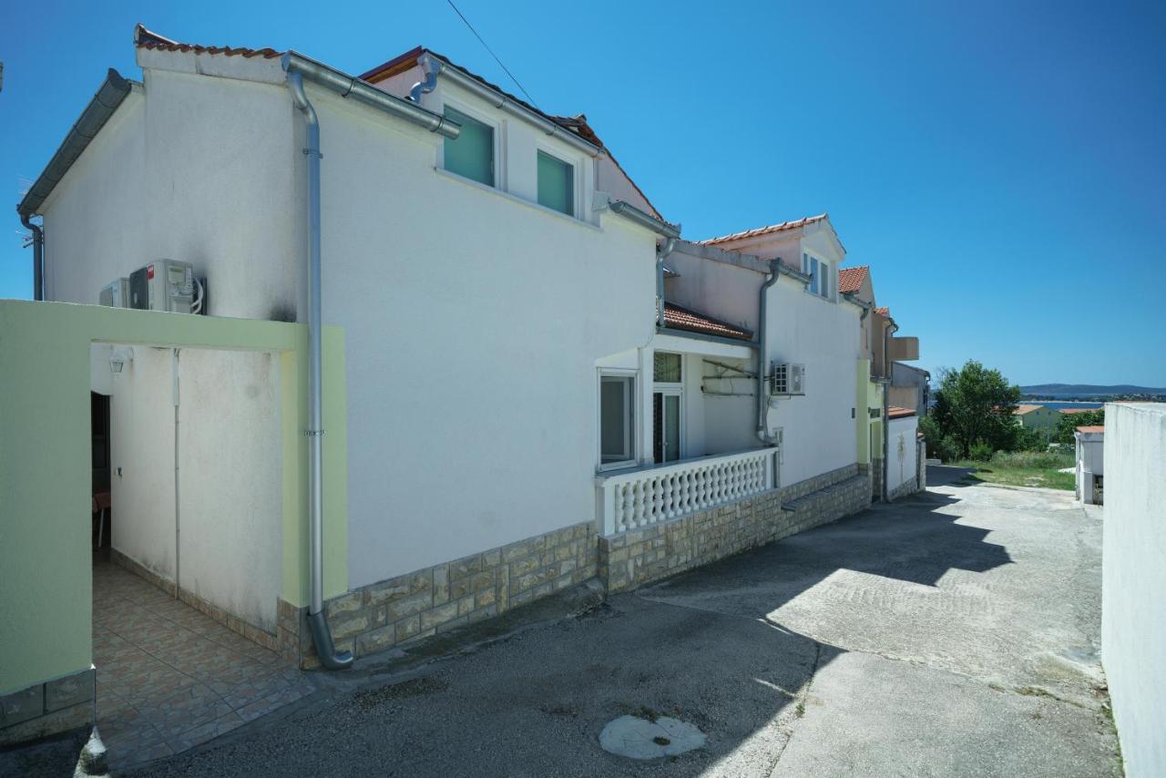 Apartmani Krizanovic Vodice Buitenkant foto