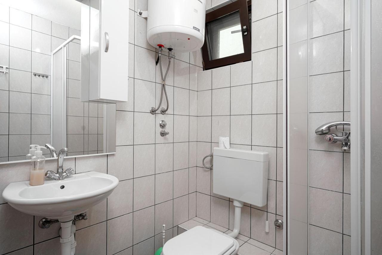 Apartmani Krizanovic Vodice Buitenkant foto