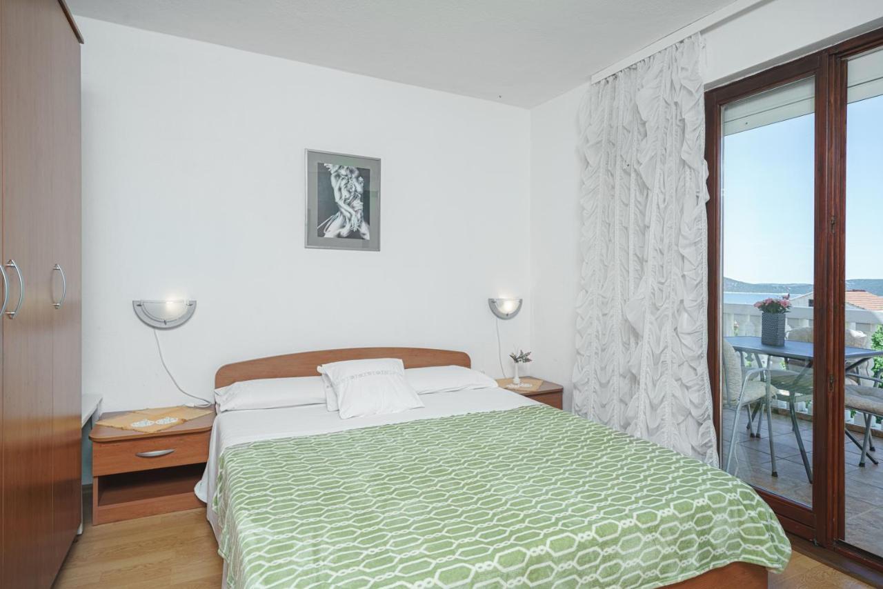 Apartmani Krizanovic Vodice Buitenkant foto