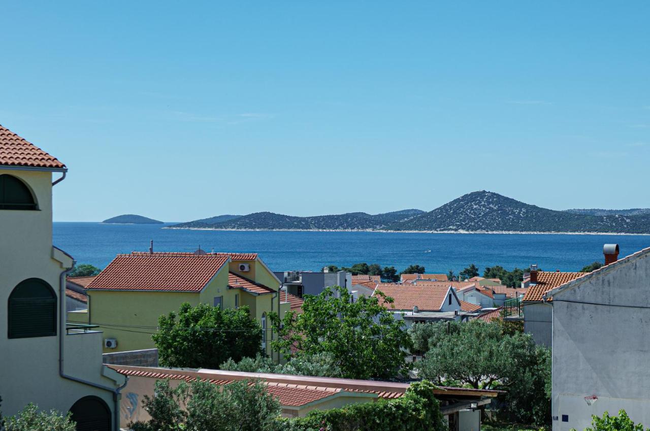 Apartmani Krizanovic Vodice Buitenkant foto