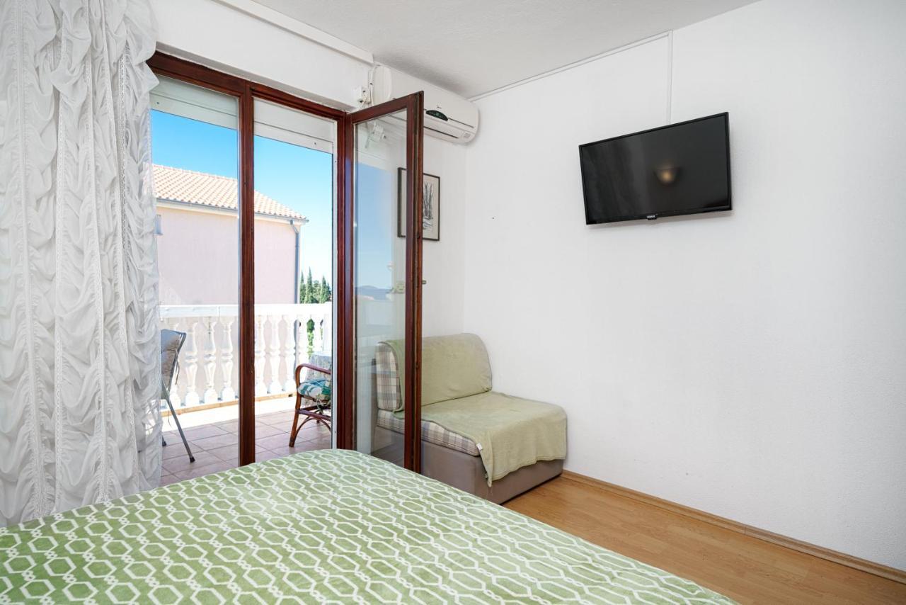 Apartmani Krizanovic Vodice Buitenkant foto